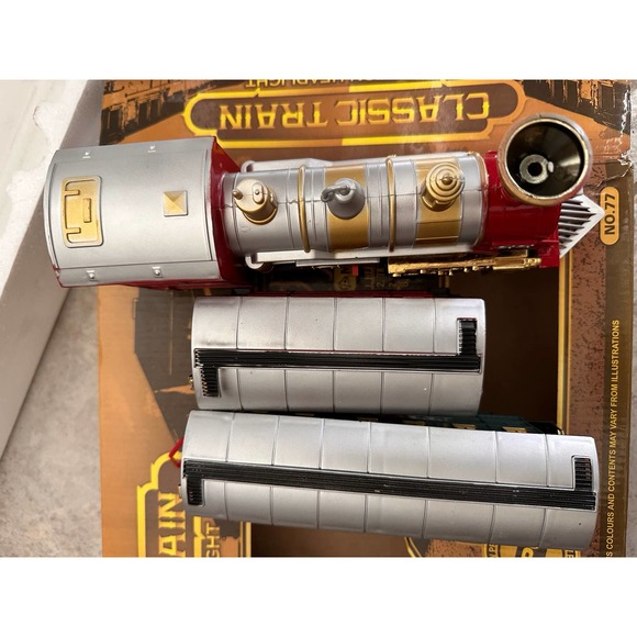 Classic Train Set with Sounds, 3 Cars & tracks - Picture 8 of 9